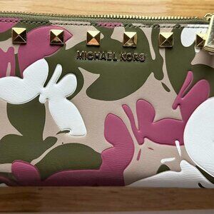 Michael Kors Butterfly Camo Studded Smartphone Wallet -Olive Green, Pink, White